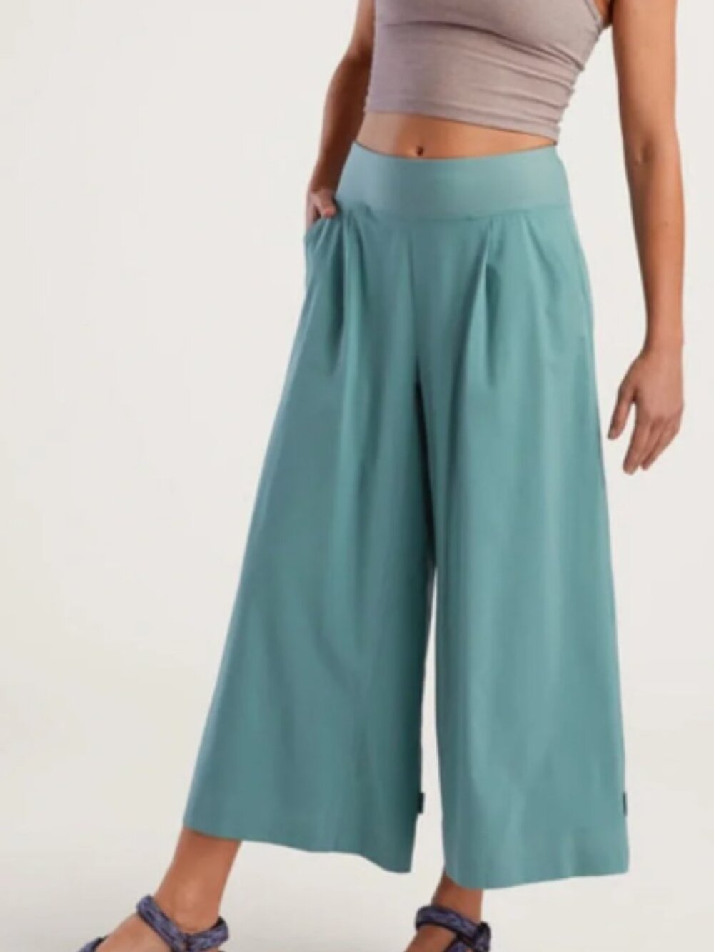 Title Nine Women's Round Trip Wide Leg Pants High Rise Cropped Size Medium